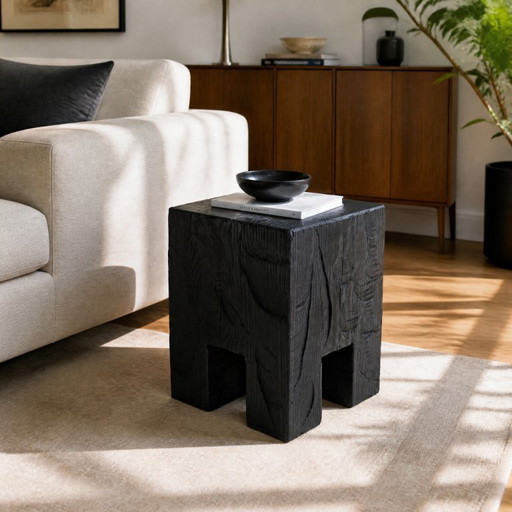 Table d'appoint/tabouret rustique sculptural, en chêne noir brûlé, sculpté, pièce unique, Logniture
