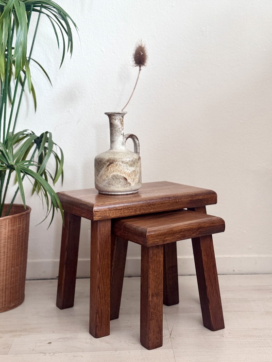 Image 1 of Vintage brutalistische bijzettafeltjes eiken jaren ‘70