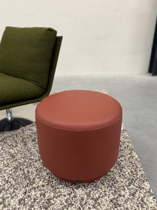 Leolux Bolmin Stitch Poef Senso Terre Cuite D50xH40