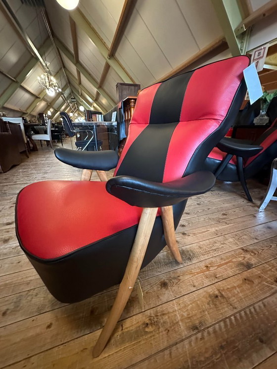 Image 1 of Artifort Hairpin Fauteuil (Model 105) nieuw gestoffeerd.