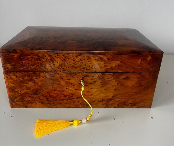 Magnifico e ampio portagioie in radica di tuia – Lavorazione artigianale di lusso – Oggetti decorativi, Wood (photo 13 of 16)