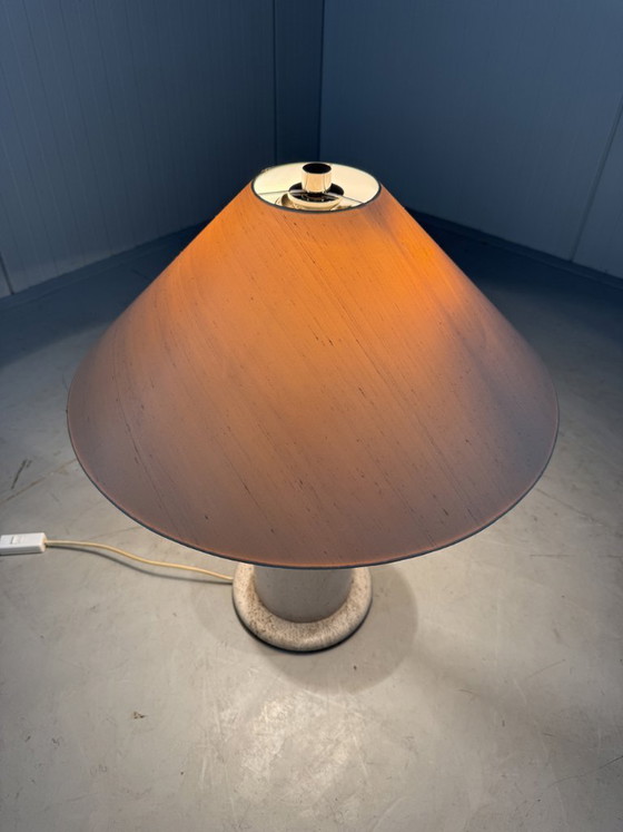 Image 1 of Lámpara de mesa italiana de travertino de mediados de siglo, década de 1960.