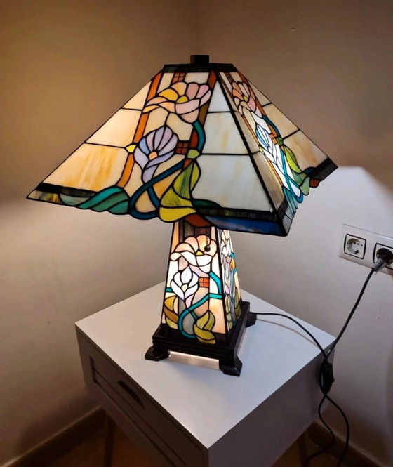 Pyramid Tiffany Lamp – Table lamps, Crystal (photo 5 of 9)