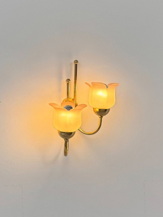 Image 1 of Vintage wall light, brass and pressed molded glass with a sandblasted pink finish, France, 1980