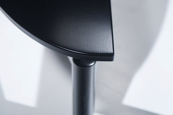 Image 1 of Superbes tables basses vintage Sinbad de 1989, conçues par Vico Magistretti pour CASSINA Italie.