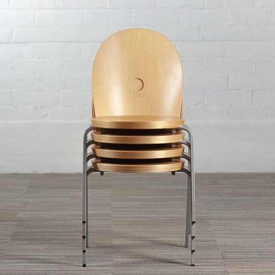 Image 1 of Silla de recibidor apilable Common Too