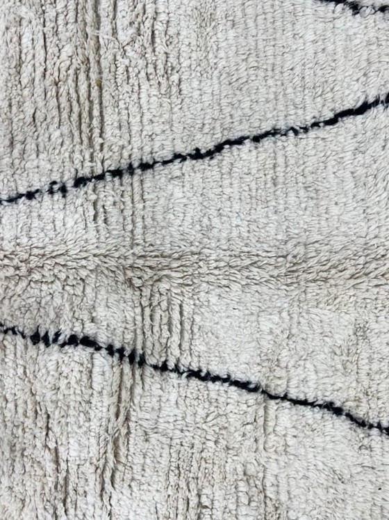 Image 1 of Handgeknüpfter Naturwollteppich, 300 x 200 cm
