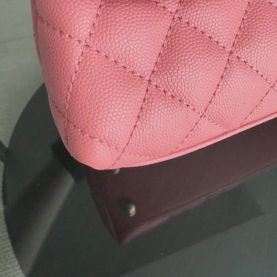 Image 1 of Chanel Coco Handle Small - Pelle trapuntata color caviale rosa con finiture dorate Serie 27