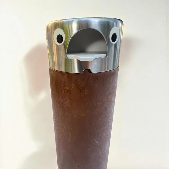 WMF Nussmännchen, a design classic from the 1970s – Decorative Objects, Metal, Plastic, Vintage (photo 5 of 6)
