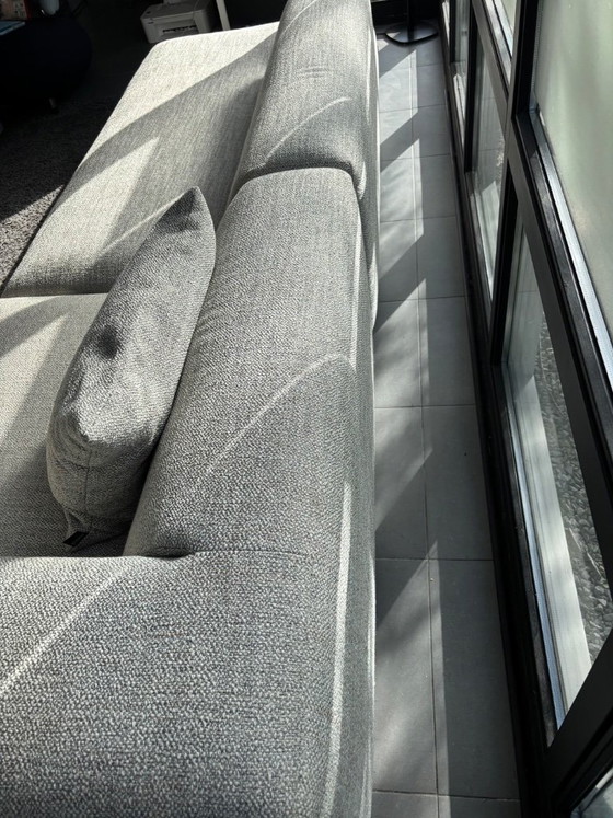 Modernes Ecksofa aus grauem Textil, Koozo, Stoff (Foto 6 von 12)