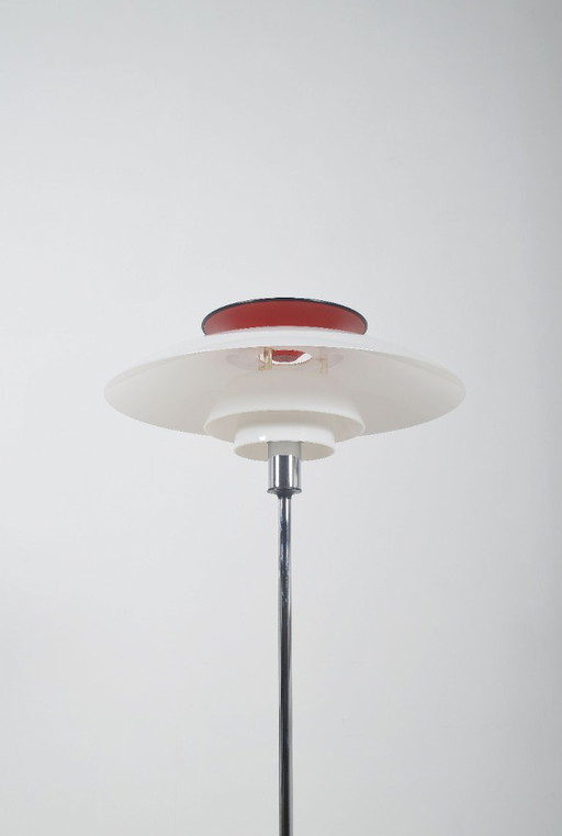 Lampada da terra danese PH 80 disegnata da Poul Henningsen per Louis Poulsen