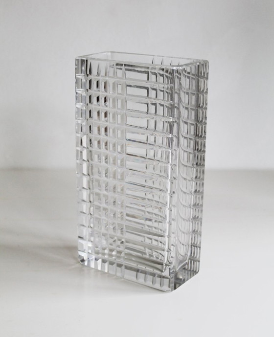 Image 1 of Skulpturale Blumenvase aus den 1960er Jahren – Modernistische Architekturform