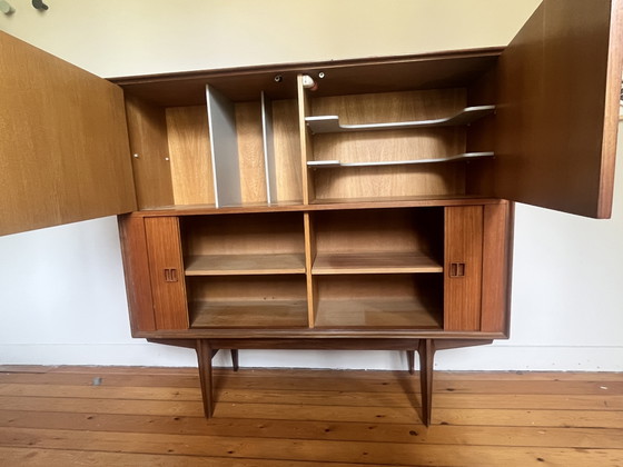 Vintage Sideboard – Cabinets, Wood (photo 3 of 15)