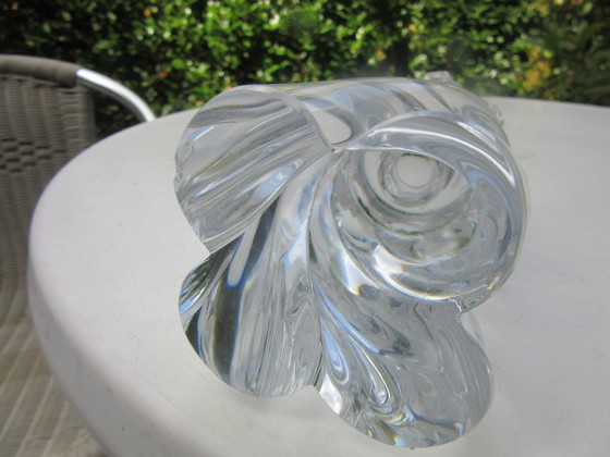 Schwerer Baccarat-Kerzenständer aus Kristall, gedrehte Aladdin-Silhouette, 16 cm hoch, Mid-Century Modern (photo 6 of 12)