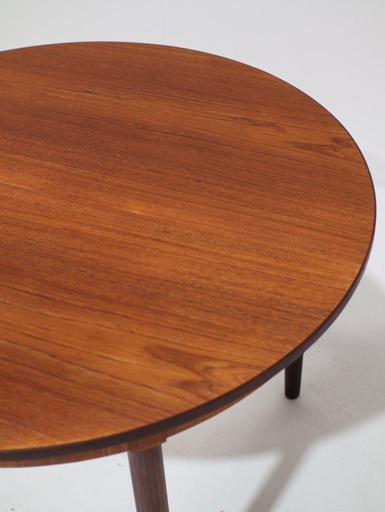 Image 1 of Uitschuifbare eettafel teak Deens vintage rond ovaal