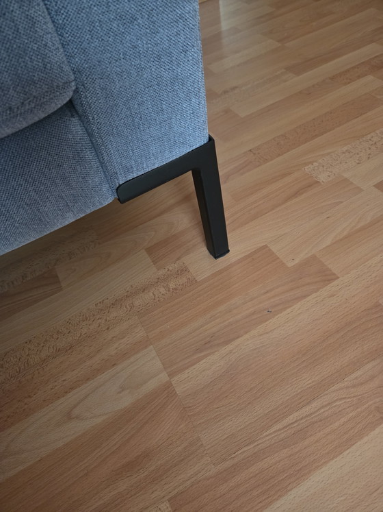 Image 1 of Attraktives 2-Sitzer-Sofa, neuwertig