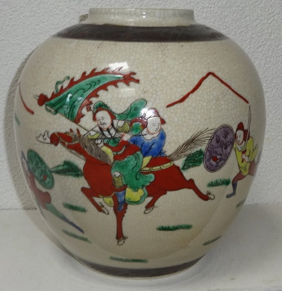 Vasi asiatici craquelé con decorazione di guerrieri, set di 3, Ceramica, Crema, Aziatisch (foto 2 di 15)