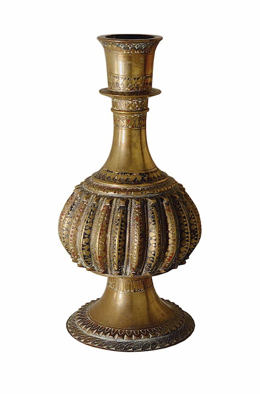 Antike Vase / Wasserpfeifenfuß aus Bronze (oder Messing), handgefertigt in Indien – decoratieve objecten (photo 2 of 5)