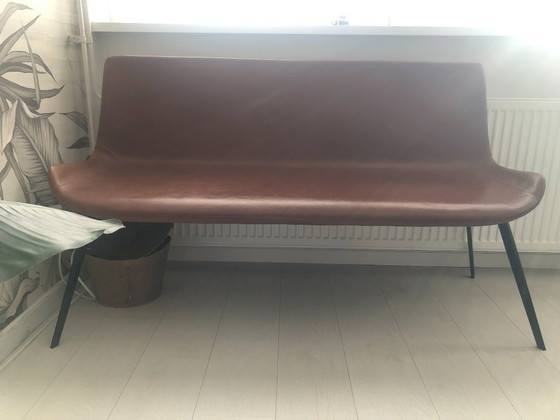 Image 1 of Banco de comedor de cuero