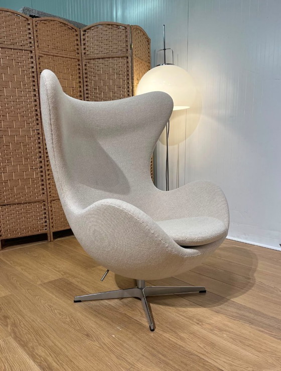 Image 1 of Fritz Hansen Egg Chair Fauteuil Nieuwstaat + Certificaat