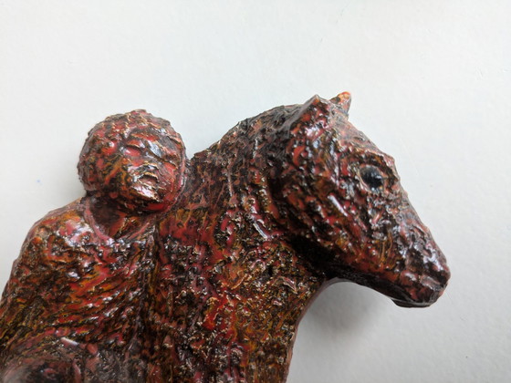 Image 1 of Enfant sur un cheval - Fat Lava Ceramic