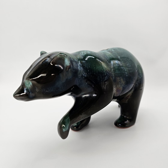 Image 1 of Scultura di un orso che cammina, Blue Mountain Pottery, ceramica smaltata verde e nera, anni '70, Canada, orso polare BMP