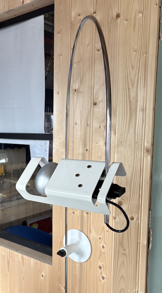 Image 1 of Spinnenwandlamp van Joe Colombo voor Oluce, 1967