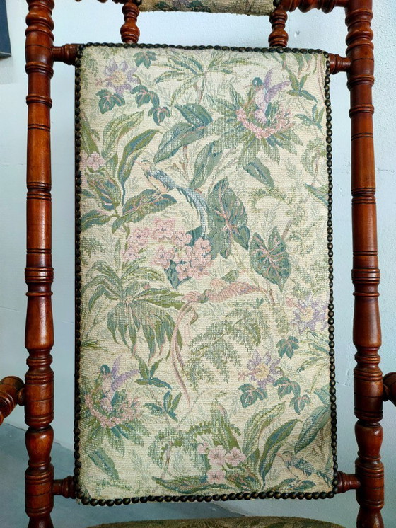 Image 1 of Sedia a dondolo antica vintage con meccanismo a bobina