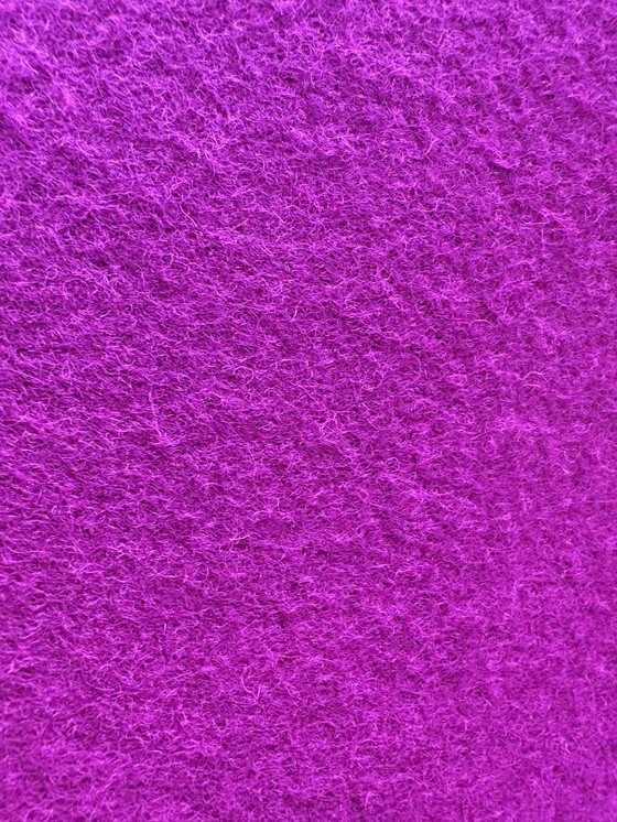 Image 1 of Fungo Artifort in Divina 666