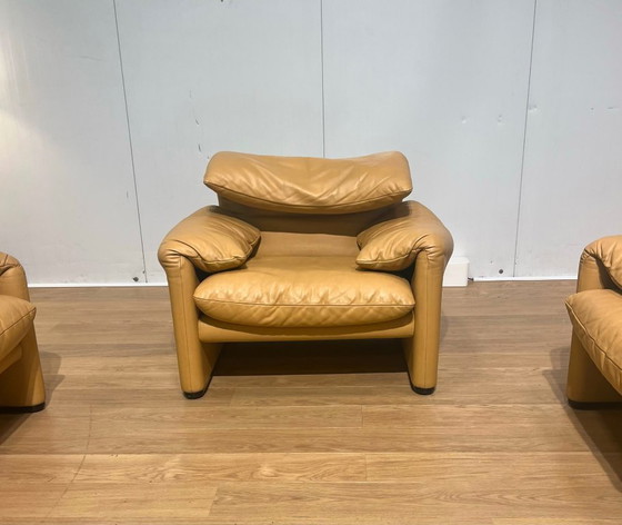 Image 1 of Cassina Maralunga Leer Set 2x 2-Zits + Fauteuil Nieuwstaat