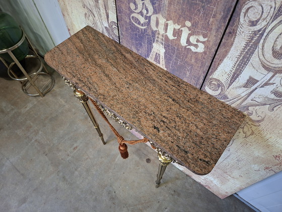 Image 1 of Console murale en laiton avec plateau en marbre, table d'appoint, console d'entrée, dimensions 75x26cm et 81cm de hauteur.