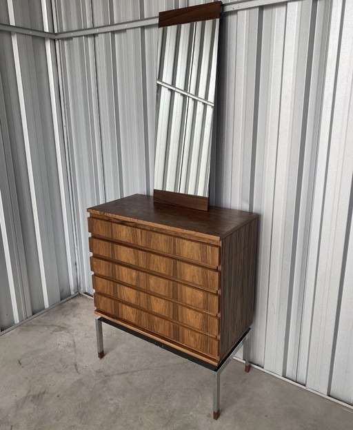 Vintage chest of drawers