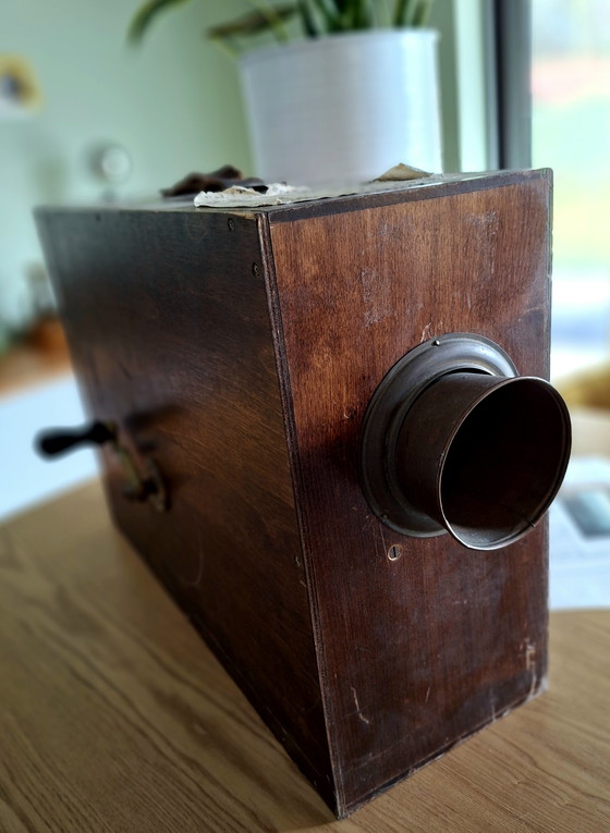 Image 1 of Antique hand-operated ship's fog horn in wooden resonance box – working – ca. 1900