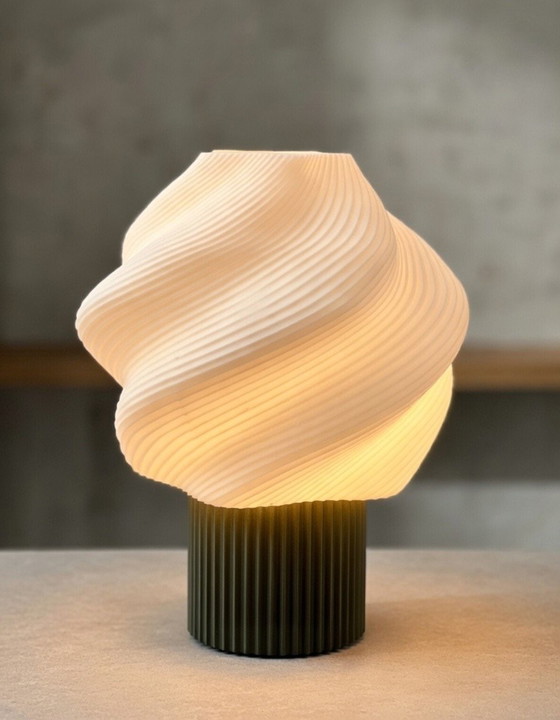 Image 1 of Modern design table lamp in black and white – Minimalist LED tea light lamp