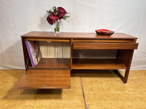 Meuble à disques Mid Century Retro Vintage en teck par GPlan - années 1960