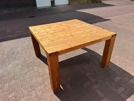 Image 1 of Robuuste Eettafel Van Historische Gebinten 140 X 140 Cm