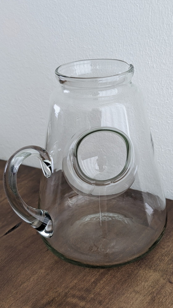 Image 1 of Vintage Design Carafe with Integrated Ice Compartment – ​​Mint Condition