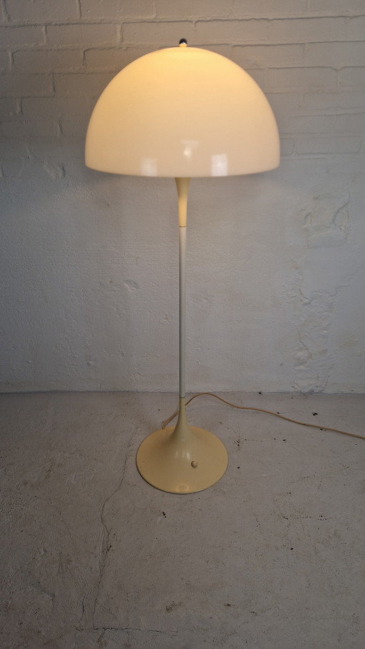 Louis Poulsen Panthella vloerlamp