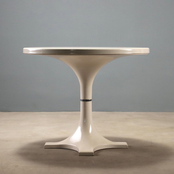 Kartell table from the 1960s – Dining tables, Plastic (photo 9 of 10)