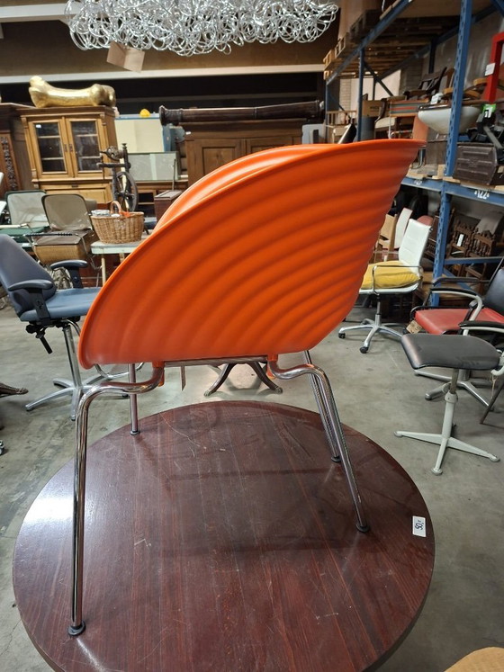 Image 1 of Vitra Tom Vac Stuhl orange – Designklassiker von Ron Arad