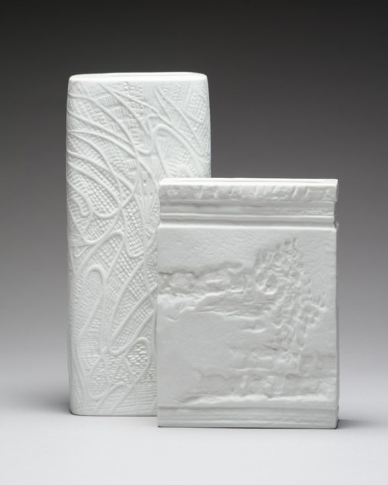 Image 1 of Martin Freyer Rosenthal Biskuitporzellan Reliefvase Duo OP ART Reliefdesign