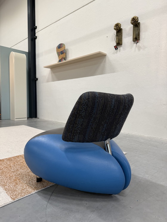 Image 1 of Leolux Pallone Ma Armchair blue fabric leather