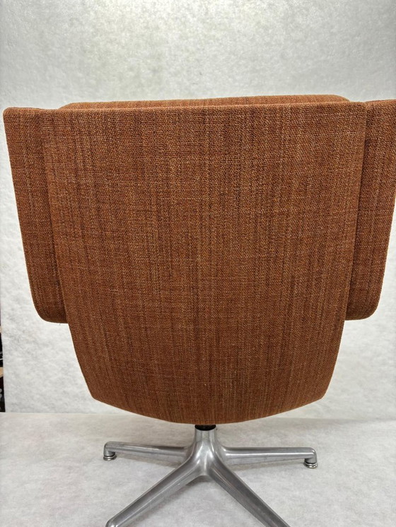 Image 1 of Artifort F140 – Rivestito in De Ploeg Paz 22 | Lusso morbido e carattere caldo