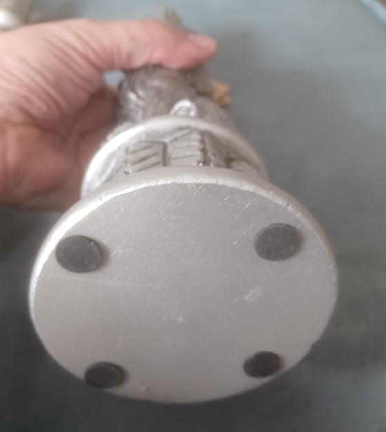 Image 1 of 2 x Bougeoirs Lion argentés en polyrésine décorative