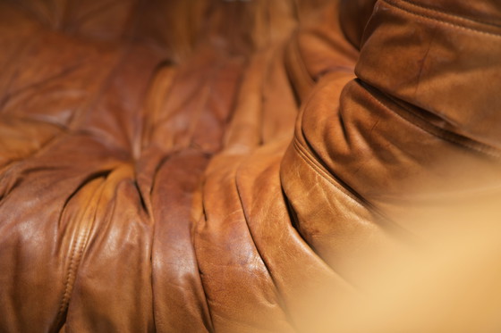 Image 1 of Perfect Rich Patinated Togo in Original Natural Leather by Michel Ducaroy - Ligne Roset