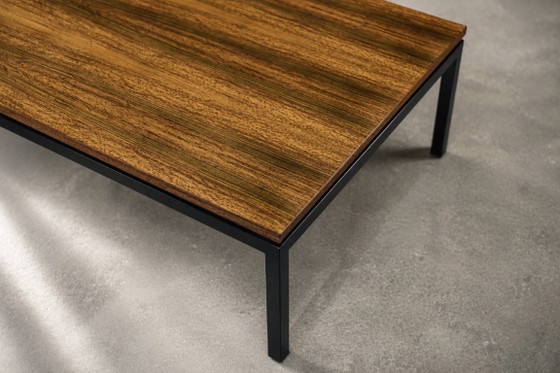Vintage lage teakhouten salontafel in mid-century modern stijl, Denemarken, jaren 70 – Wood (photo 3 of 11)