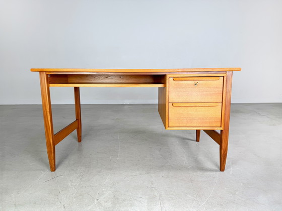 Image 1 of Vintage teak desk WK Furniture Midcentury Danish Design 1960