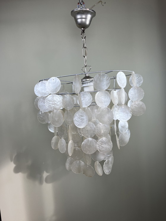 Image 1 of Suspension pétales de nacre