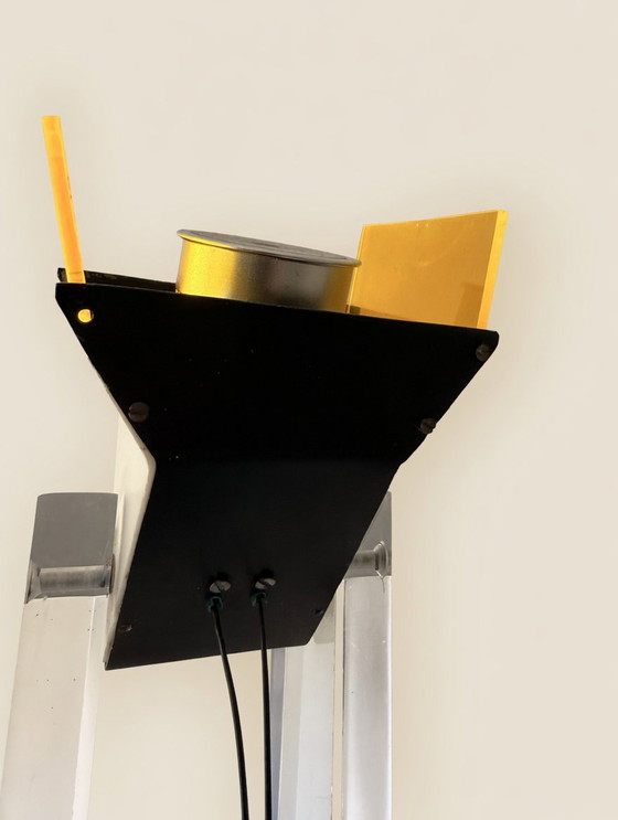 Image 1 of Rara lampada da terra in Lucite dei primi anni '60, "Design da studio".