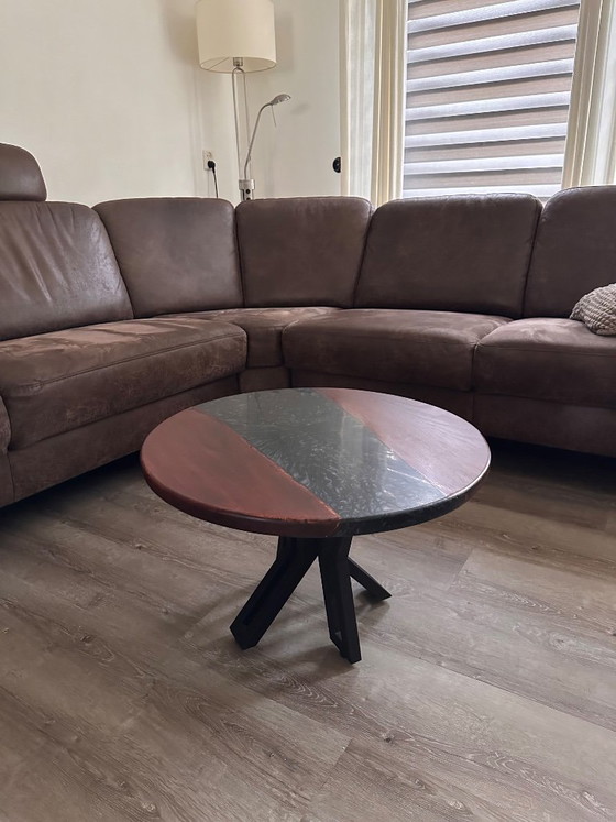 Unique round oak coffee table with epoxy and steel leg 65 cm – Metal, Wood (photo 5 of 6)